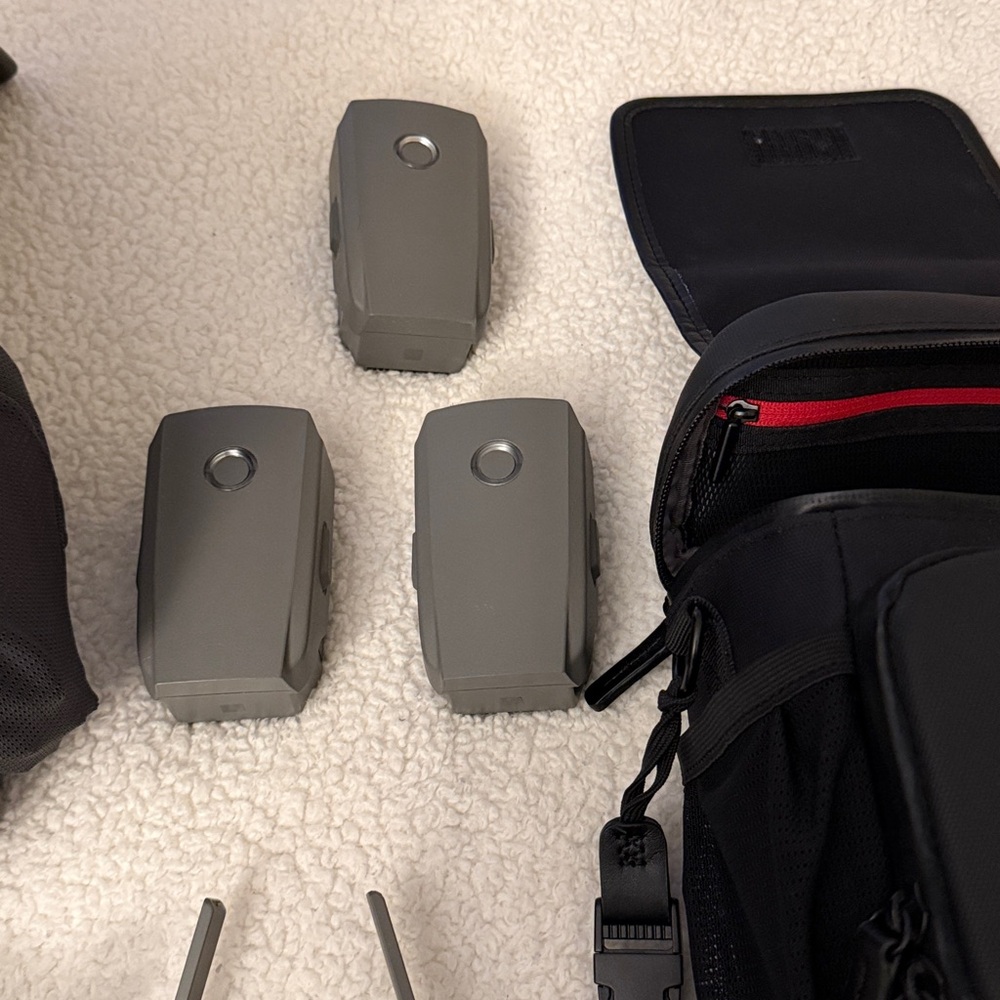 DJI Drone Bundle in Gray with Remote & Accessories(2)Drones - Picture 5 of 7